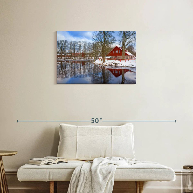 Lilie Winter Lake House