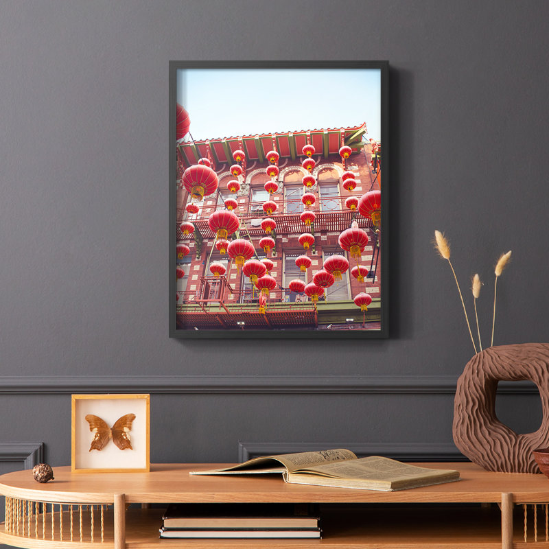 «Lovely Lanterns II», reproduction encadrée - bois massif, H 10 po x l 8 po, Noir