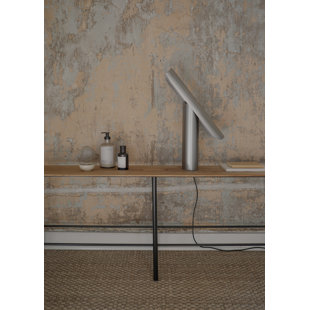 Contemporary Adjustible Metal Table Lamp