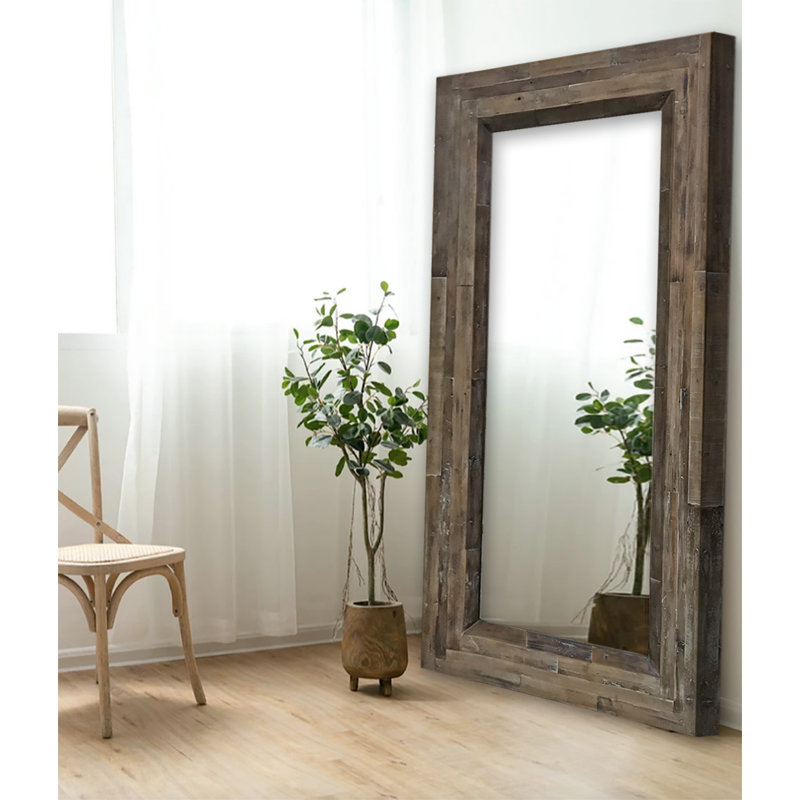 Miroir incliné en bois 84 po. X 49 po.
