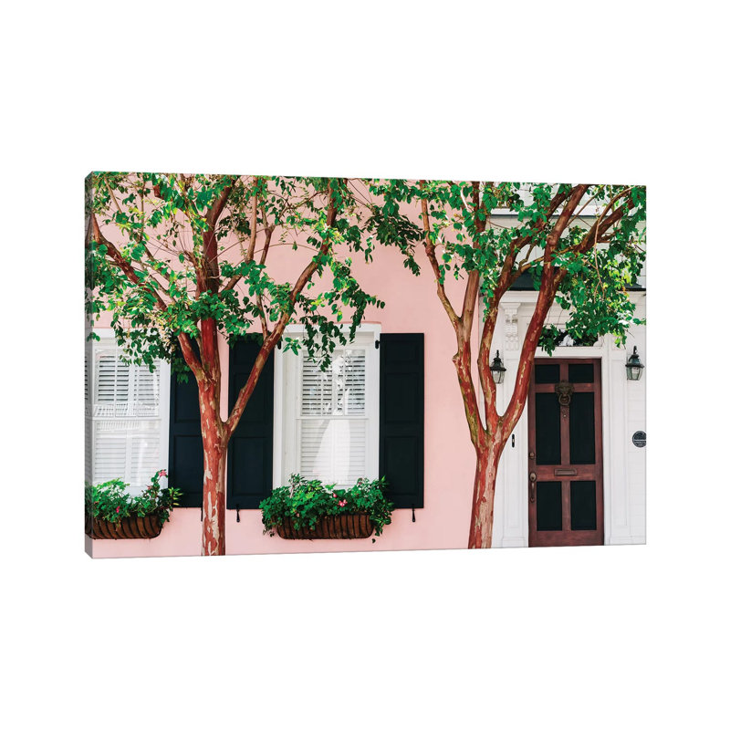 Charleston Pink XV par Bethany Young - reproduction de photo sur toile tendue, H 18 po x l 26 po x P 1,5 po