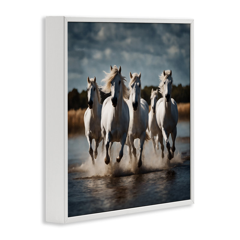 «Gall galing Stallions Splash», estampe numérique par Noah Bay, Estampe numérique encadrée blanc bord de mer