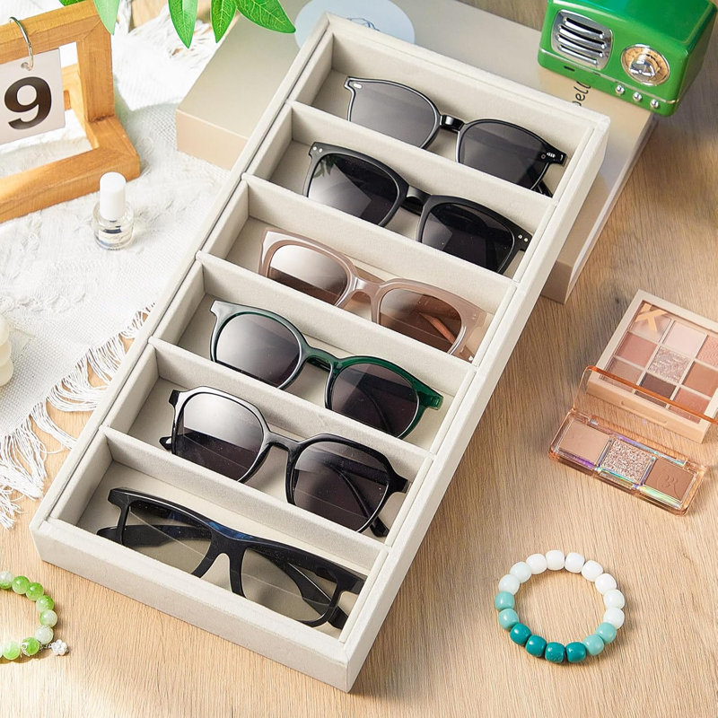 Ensemble de 4 lunettes de soleil en velours avec plateau et grille 6, beige