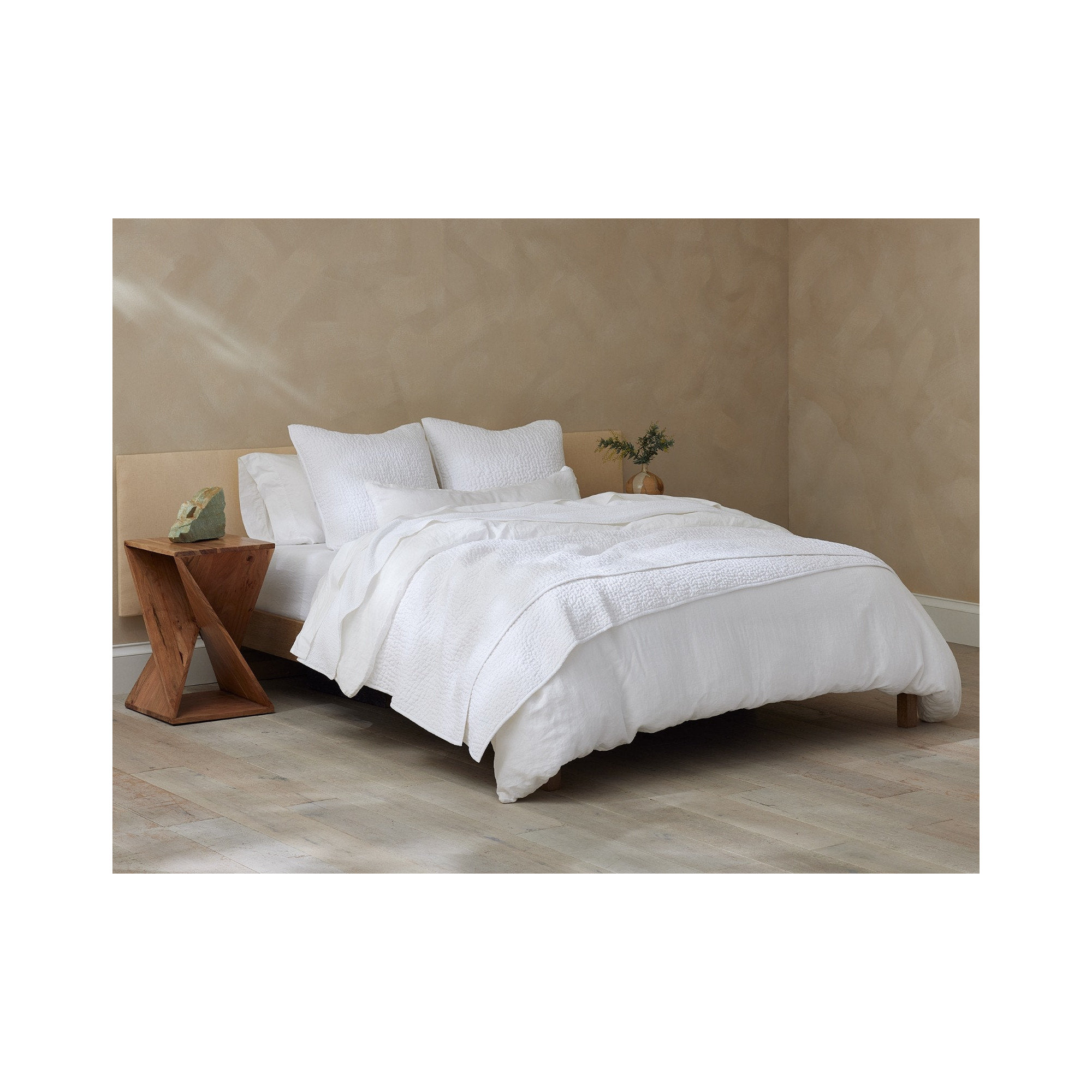 Pebbled Handstitched Organic Quilt, Alpine White, Twin Quilt