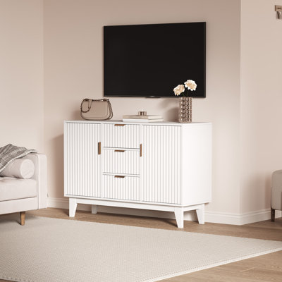 Buffet polyvalent à cannelures - 3 tiroirs, 2 portes, tablettes réglables, armoire de rangement de 47,2 po pour la cuisine, la salle à manger, le café-bar, le vestibule - mobilier de salle à manger moderne, chêne