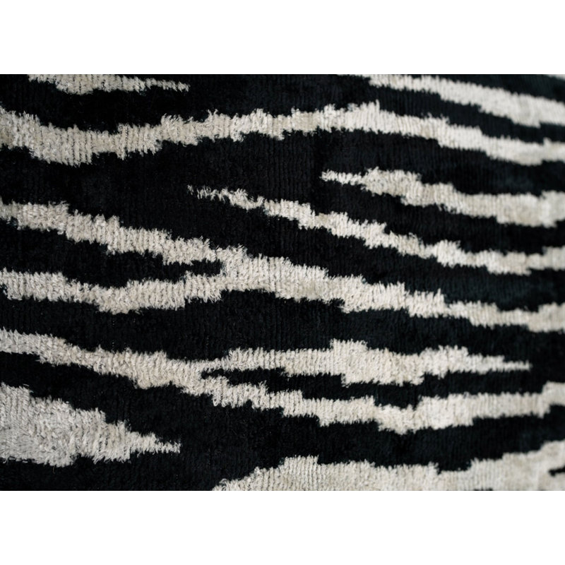 Velvet Throw Pillow