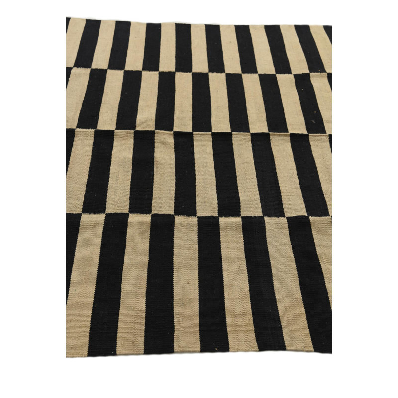 Tapis ivoire 5 pi 3 po x 7 pi 9 po