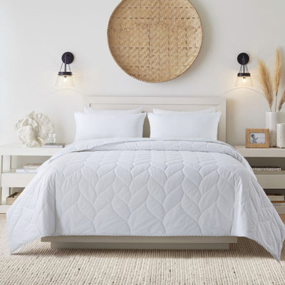 Antimicrobial Cotton Down Alternative Blanket