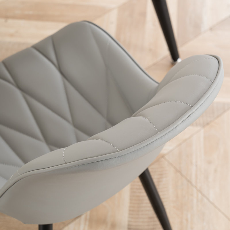 Chaise d'appoint rembourrée en similicuir Chardee, Gris