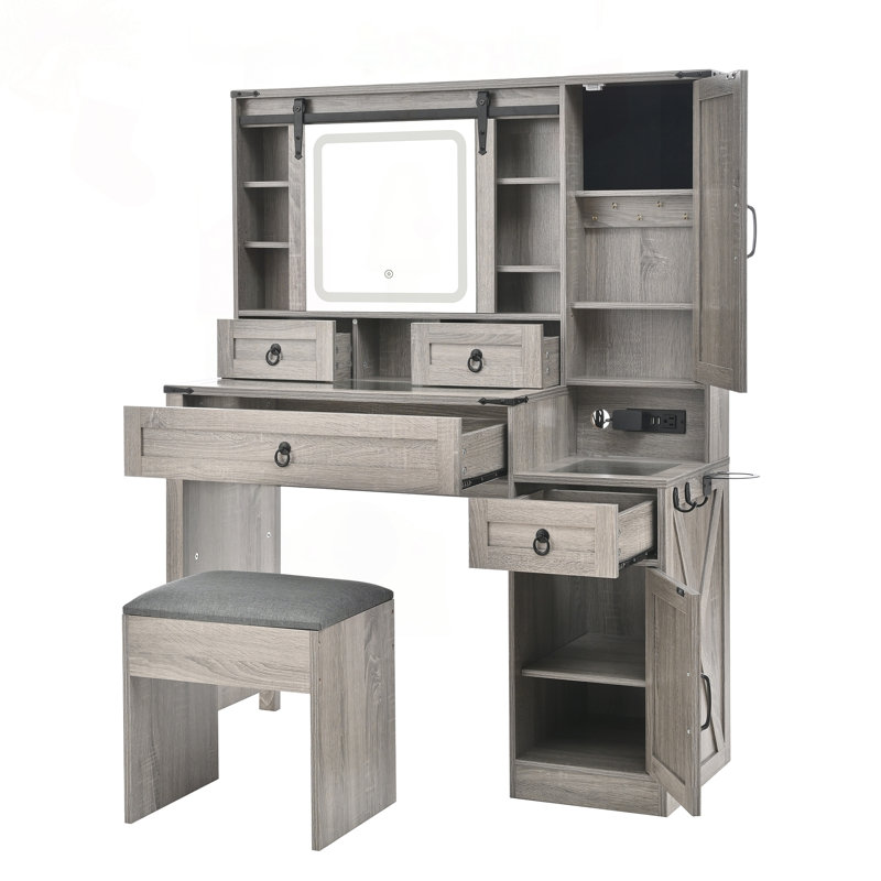 Vanity, Gray