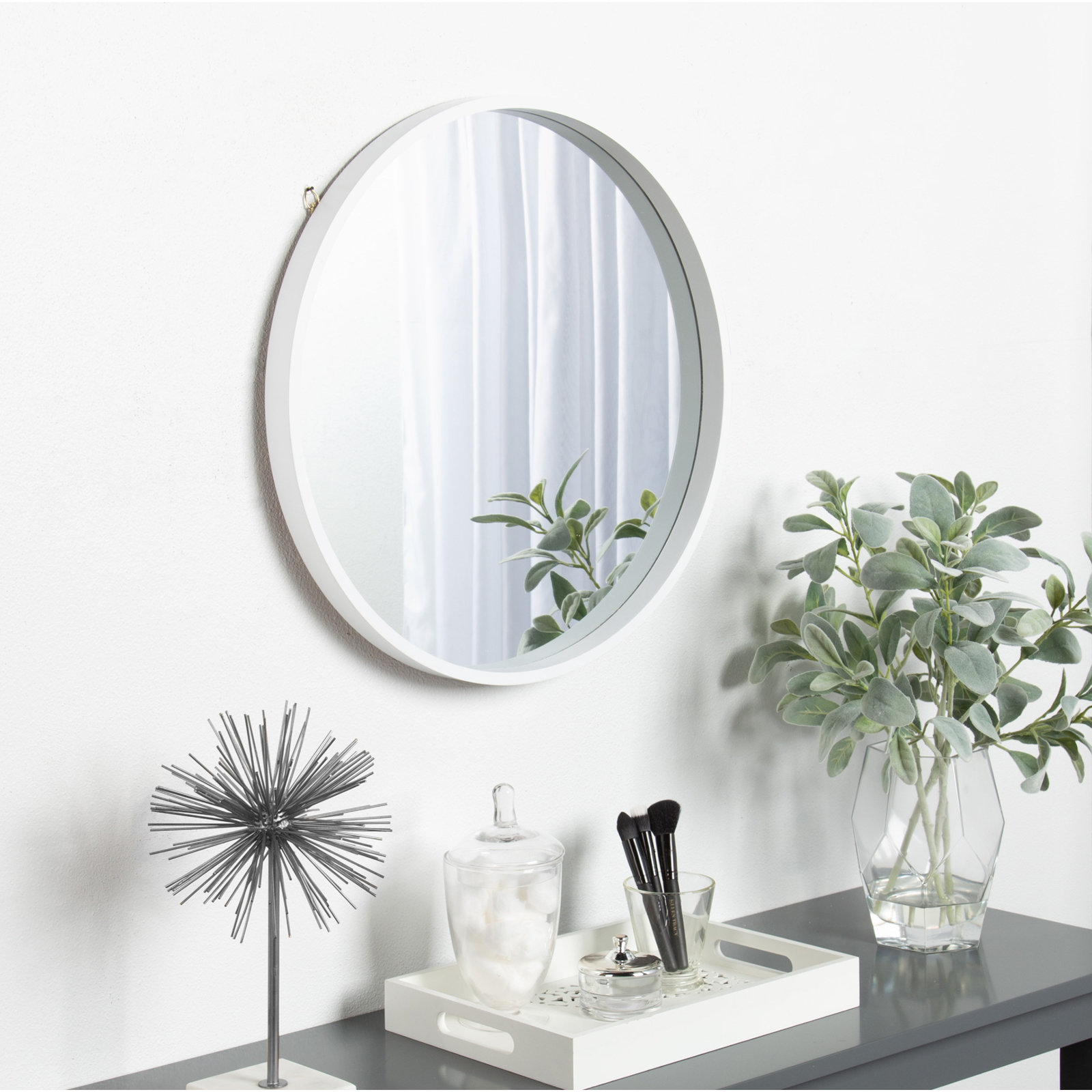 Arranjeet Modern Round Wall Mirror, 21.6" x 21.6", White