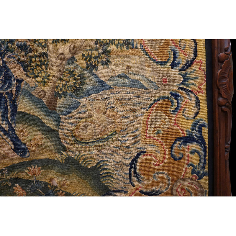 Tapis jaune antique en laine et en soie