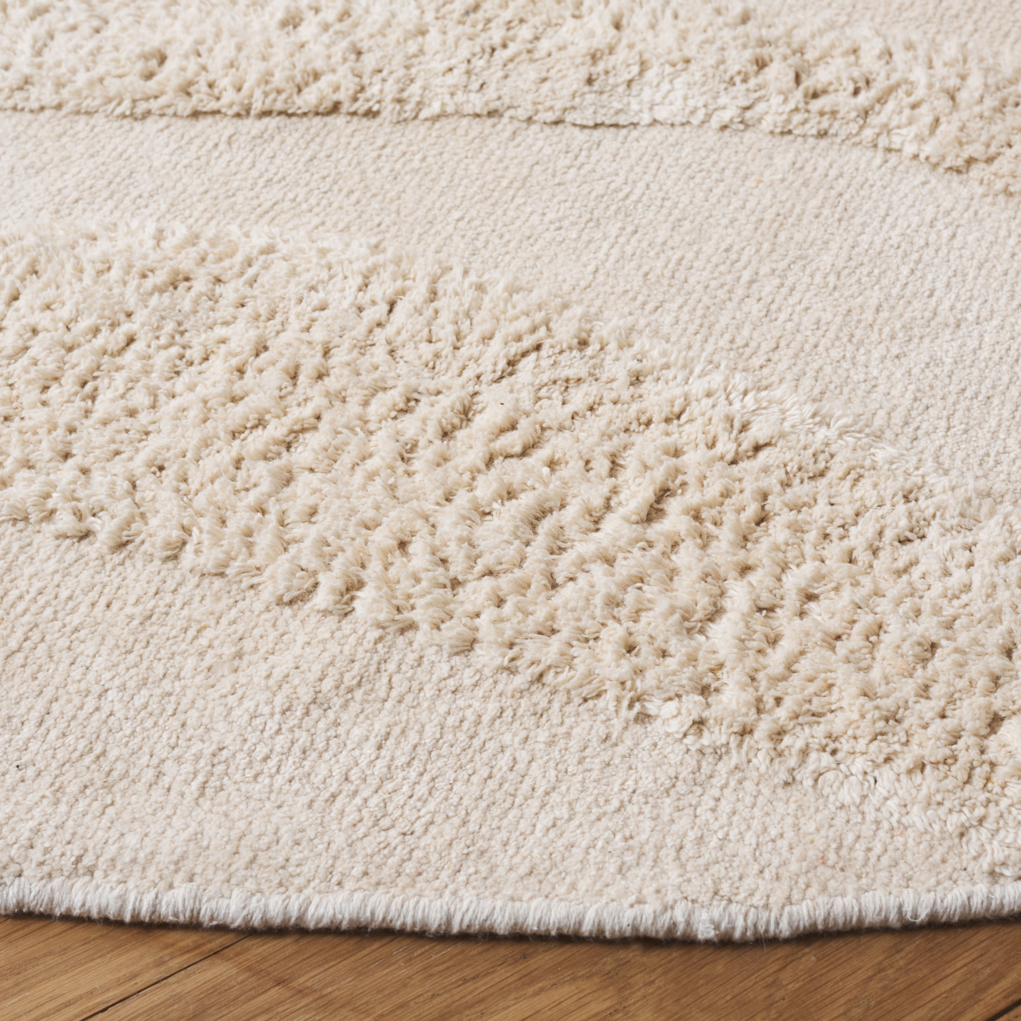 Mozie Handmade Recycled Cotton Ivory Rug, Round 6'