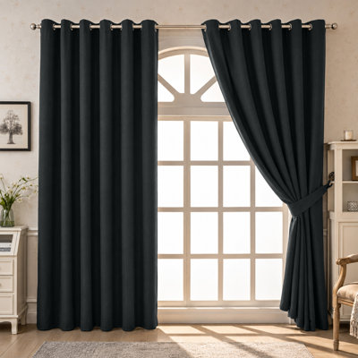 100 % Polyester Blackout Eyelet Room Darkening  Thermal Curtain (Set of 2)