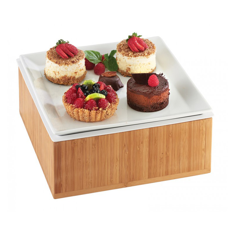 Stand De Gâteau De Base De Concept Froid, Bambou