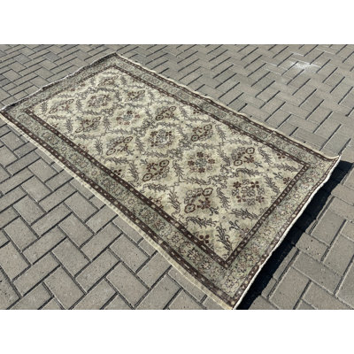 Élégant tapis en laine beige, tapis floral classique 1,5 x 2,7 pi