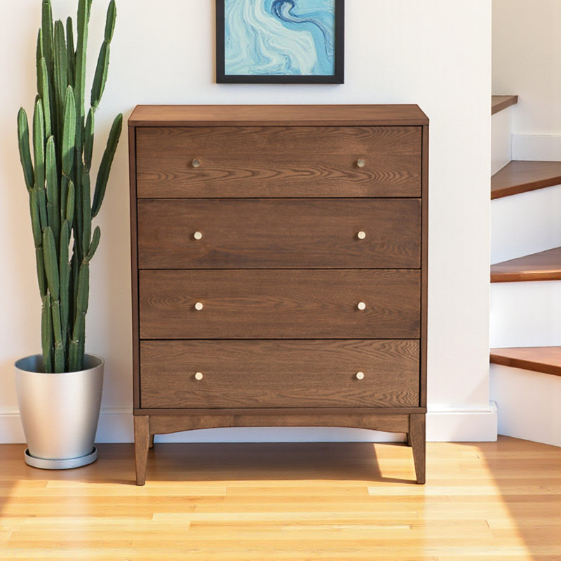 Commode à 4 tiroirs Northfield avec finition noyer, H 37,50 po x l 29,75 po x P 15,50 po