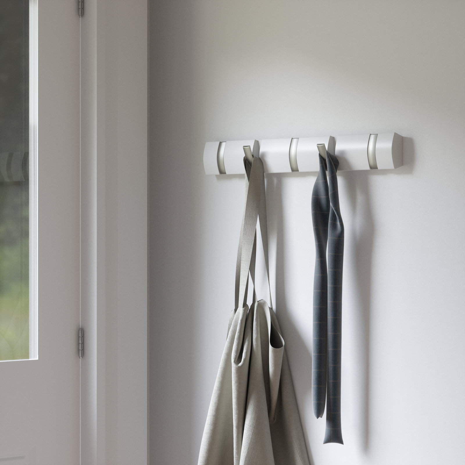 Ainikki 5-Hook Coat Rack, White/Nickel