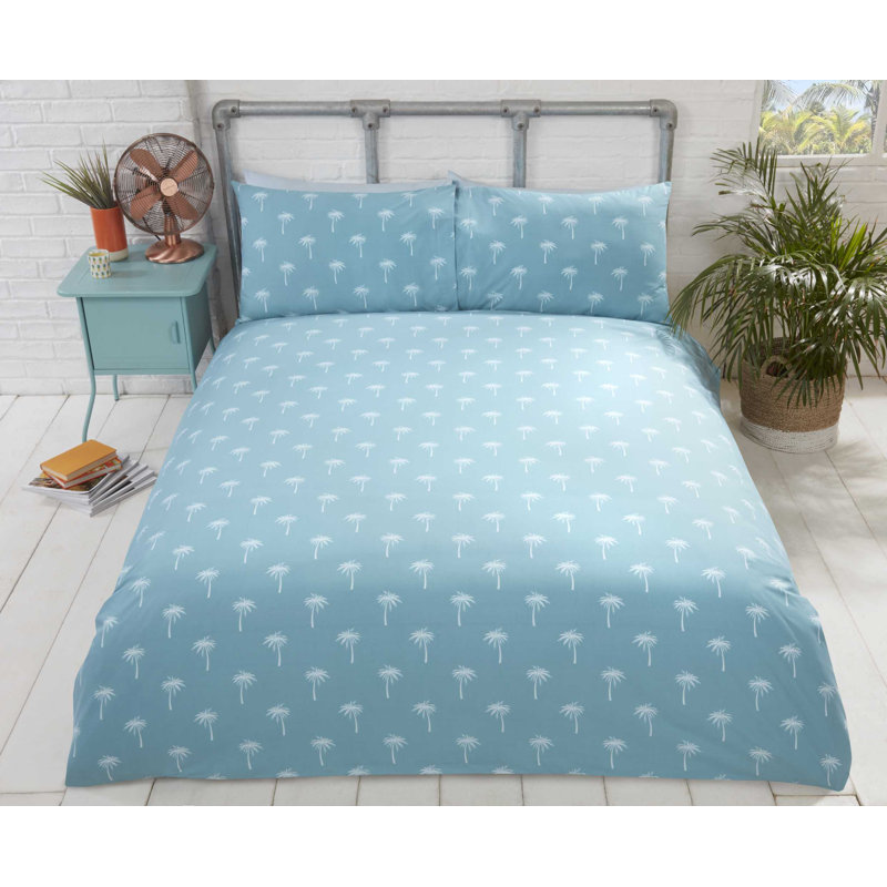 Amaryllis Polyester No Pattern Duvet Cover Set with Pillowcases, Kingsize - 2 Standard Pillowcases