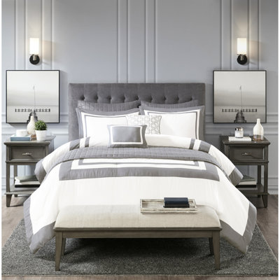 King/ King Grey Bedding - Quilt And Comforter With Fabrics Collection Soft Pillows