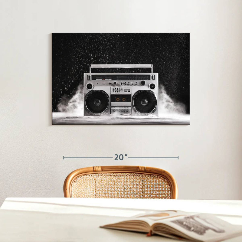 Boombox argenté Abarca 1980, H 16 po x l 24 po