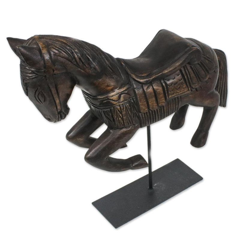Figurine de cheval de selle Milani