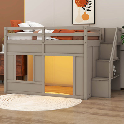 Lit mezzanine bas avec escalier de rangement et éclairage DEL intégré, barrière de sécurité, espace de rangement ouvert sous le lit