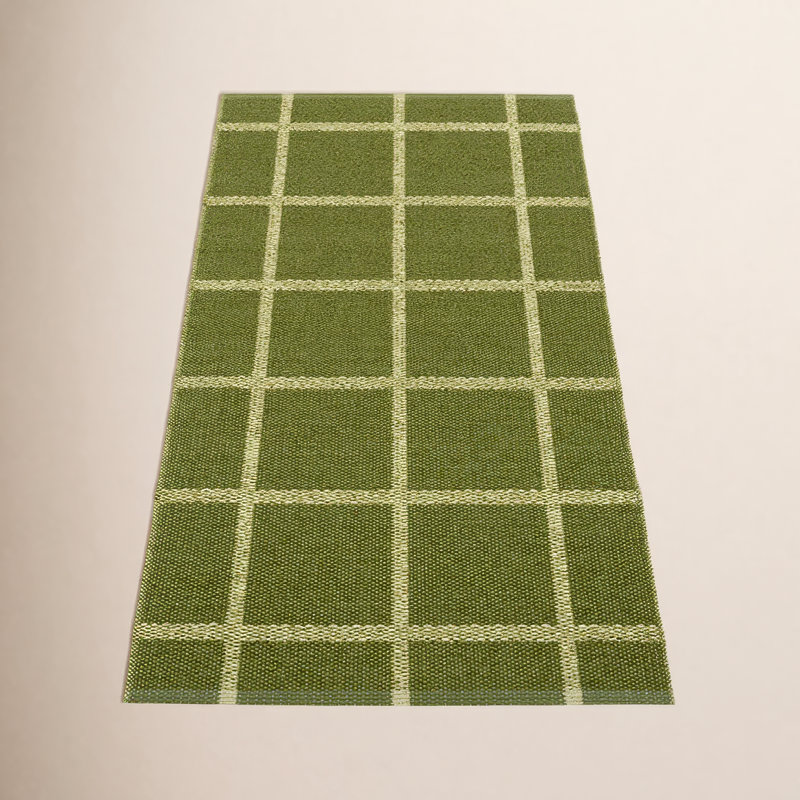 Ada Geometric Area Rug in Dark Olive/Ivory