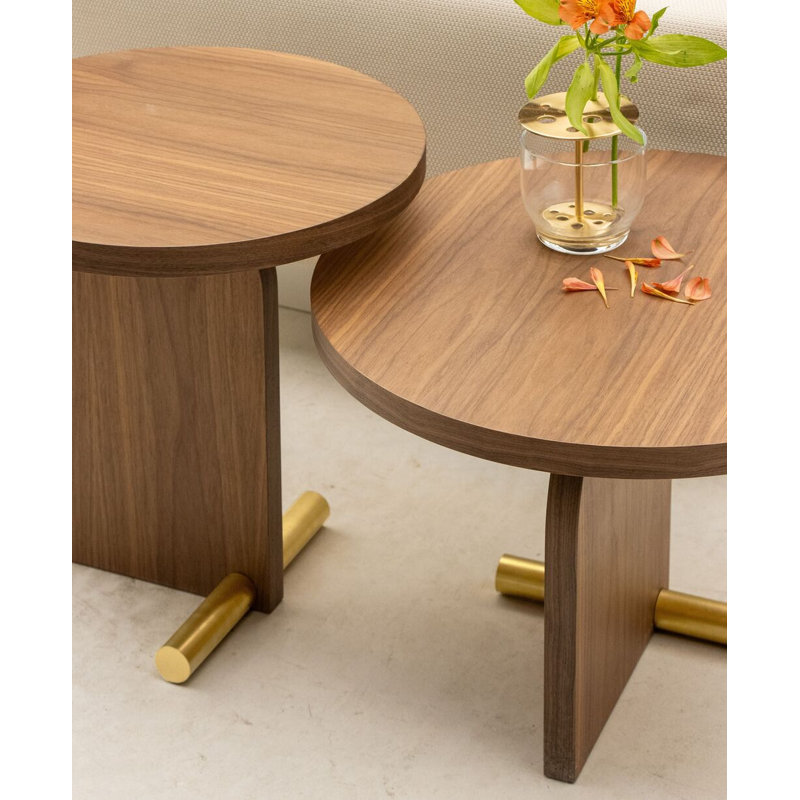 Table de bout Nova, Noyer / Laiton, H 19,7 po x l 18,9 po x P 18,9 po