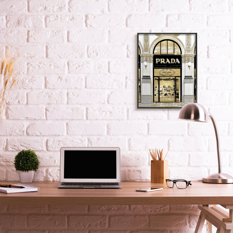 Glam Fashion Storefront Inspired Milan - Reproduction d'art graphique, H 30 po x l 24 po, Giclée encadrée noir minuit