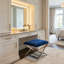 Repose-pieds en velours bleu 23 po X Bench
