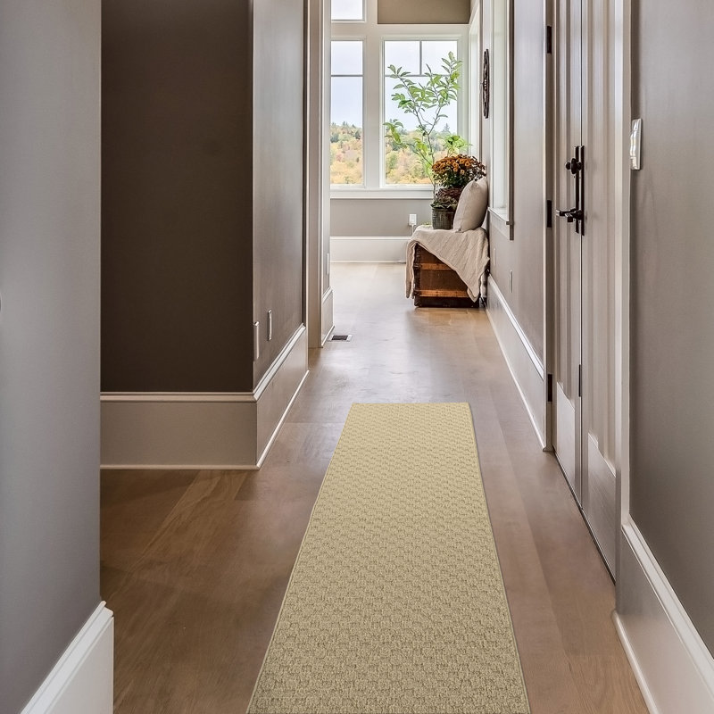 Tapis brun clair 2 pi x 8 pi Ebern Designs Newson, Tapis de couloir 2 pi x 8 pi