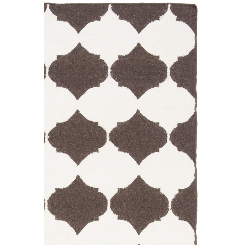 Rodgers Hand Woven Flat Weave Banana Silk/Wool/Cotton Geometric Rug in White/Brown, Rectangle 3' x 5'