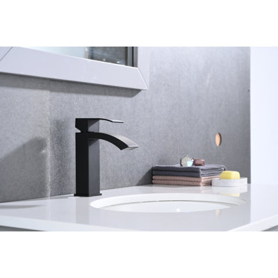 Robinet de lavabo de salle de bain à poignée simple à cascade