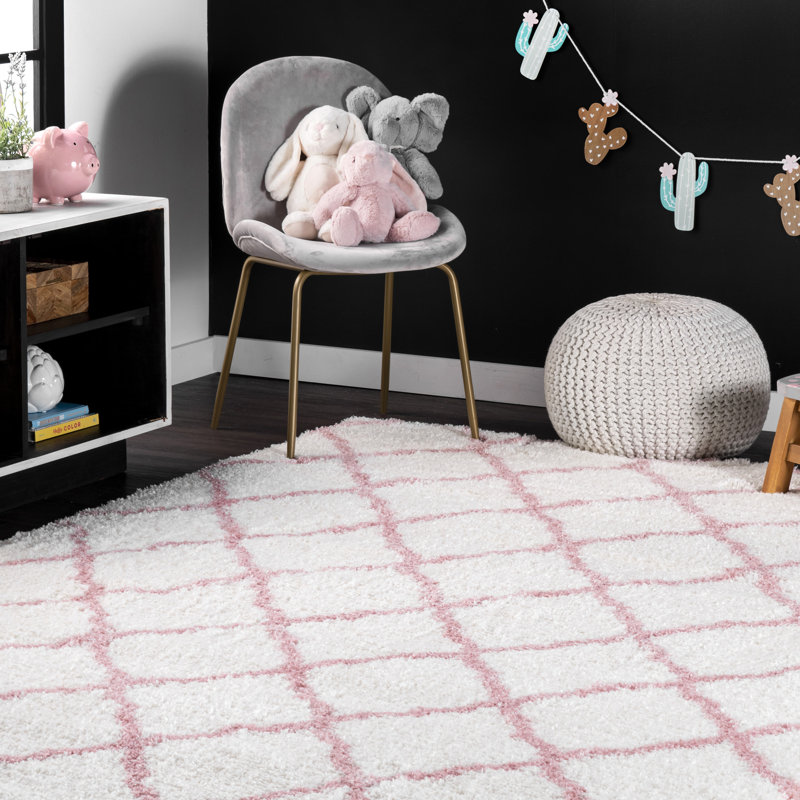Cuanaic Trellis Shag Performance White/Pink Rug, Square 7'10"