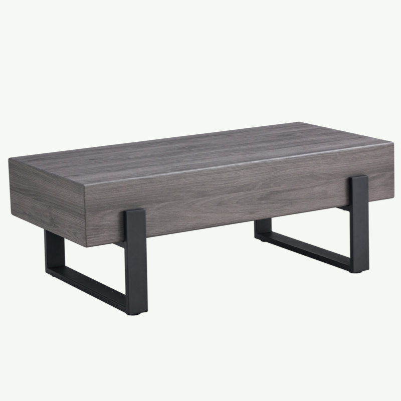 Sesario Dining Table