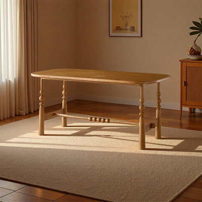 Table de salle à manger rétro et créative