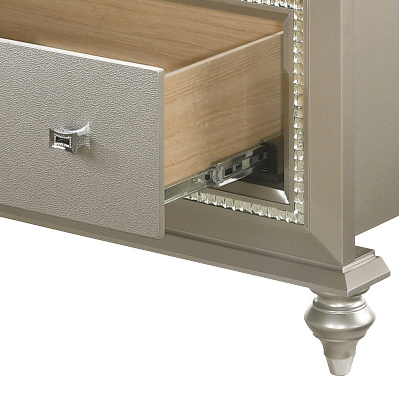 Élégant lit double en champagne - Cuir synthétique et rangement fonctionnel à DEL avec tête de lit arquée champagne, cuir et rangement