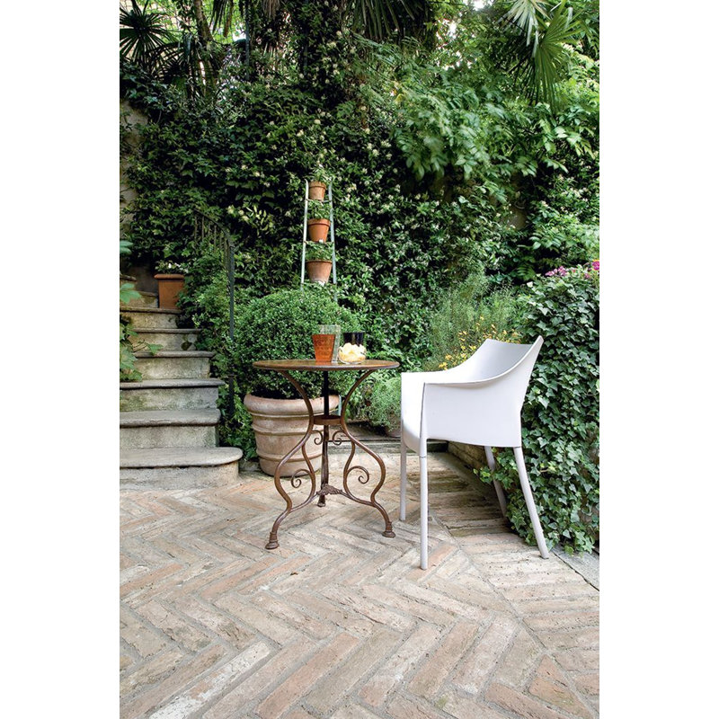 Dr. No Armchair, White