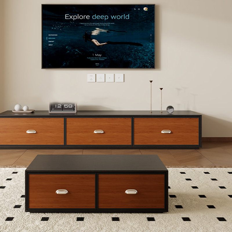 Meuble télé avec fond fermé French French, 15.75"H x 86.61"L x 15.75"W