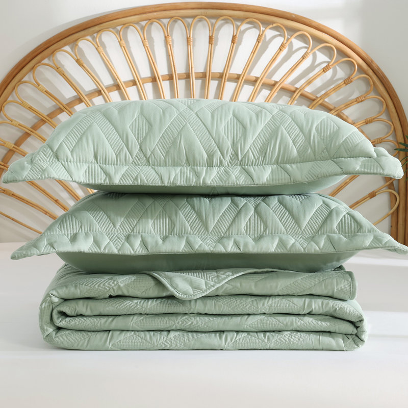 Microfiber Geometric Bedding Reversible Soft Quilt, Twin Quilt + 1 Standard Sham, Green