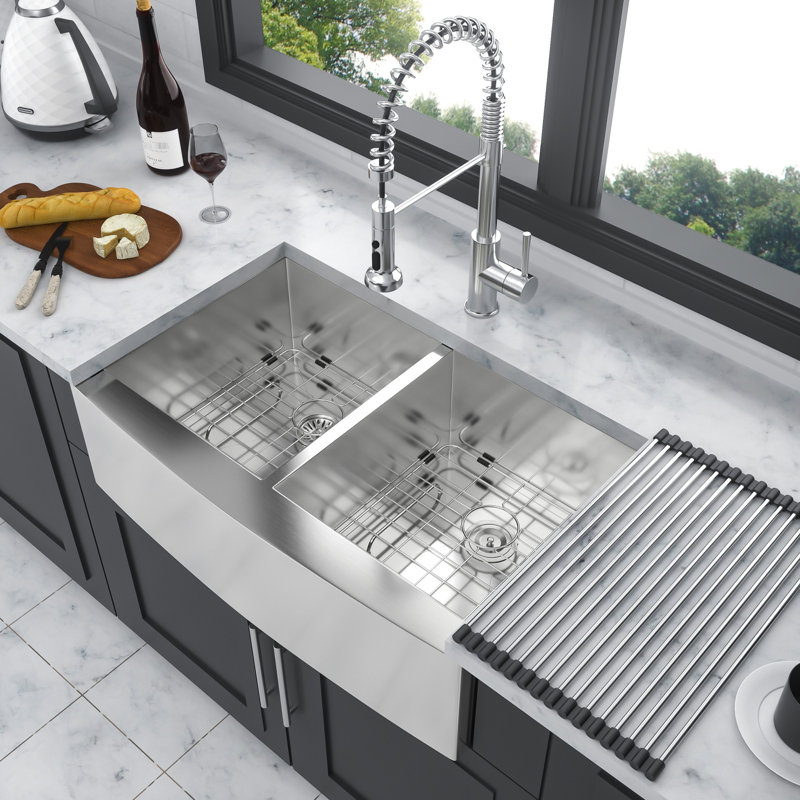 Évier double 33 po x 20 po x 9 po - Acier inoxydable avec matériau de construction 33 x 20 x 9