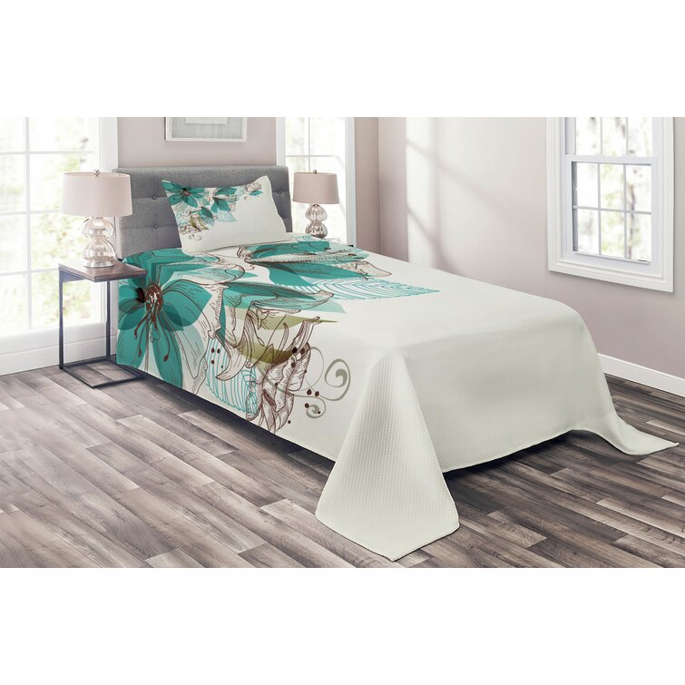 Season Celebrating Coverlet Set, Queen