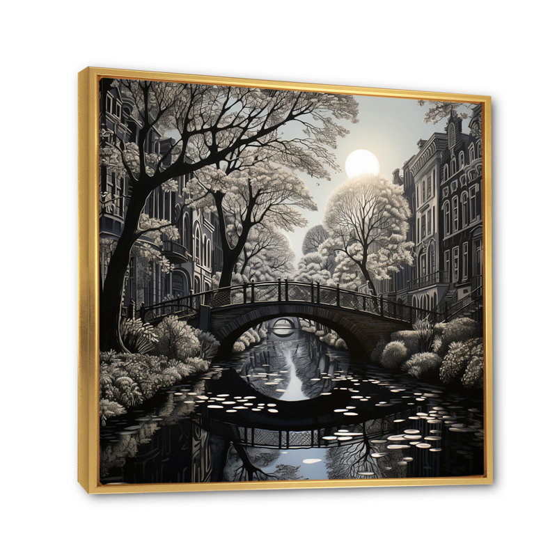 «Gray Canal Dramatic Canals High», reproduction sur toile, Cadre flottant doré, H 24 po x l 24 po x P 1 po