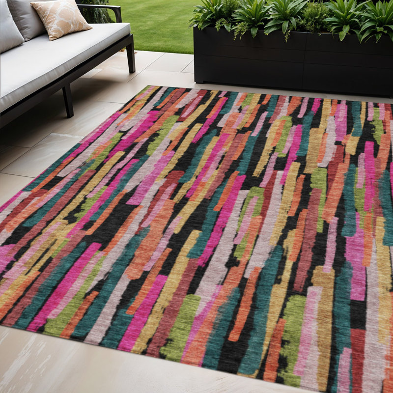 Tapis intérieur lavable rayé rose 5 pi x 8 pi HomeRoots
