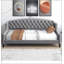 Lit de jour capitonné de luxe moderne au design élégant, gris, idéal pour la détente et le style