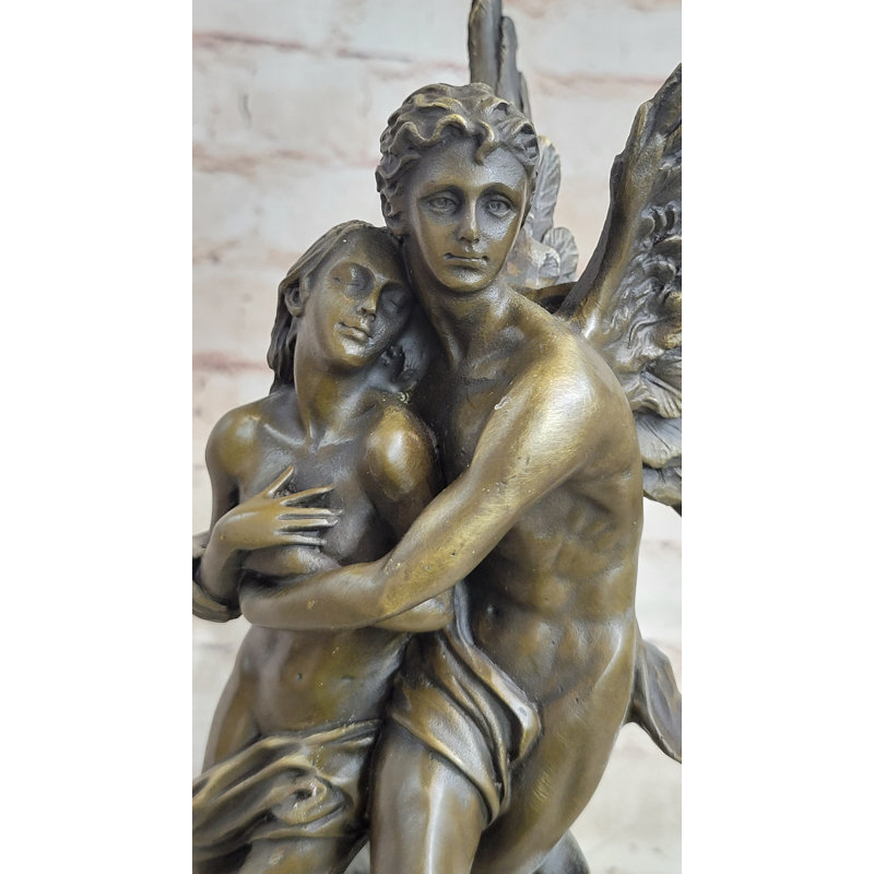 Figurines et sculptures