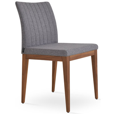 Chaise d'appoint large de 17 po Zeyno