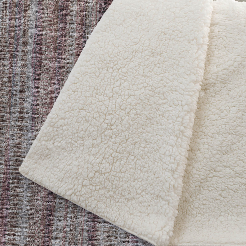 Jeté One Pixie Street Luxury 50x70 "Soft Touch, Rayures bourgogne texturées