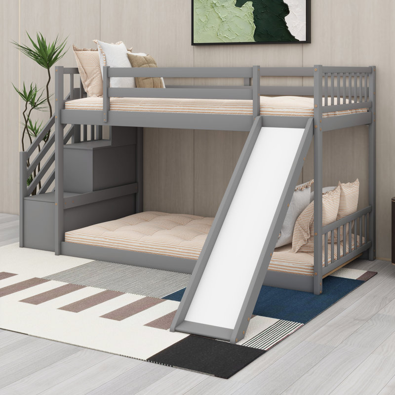 Lit superposé à structure en bois massif avec glissière convertible et escalier, Gris